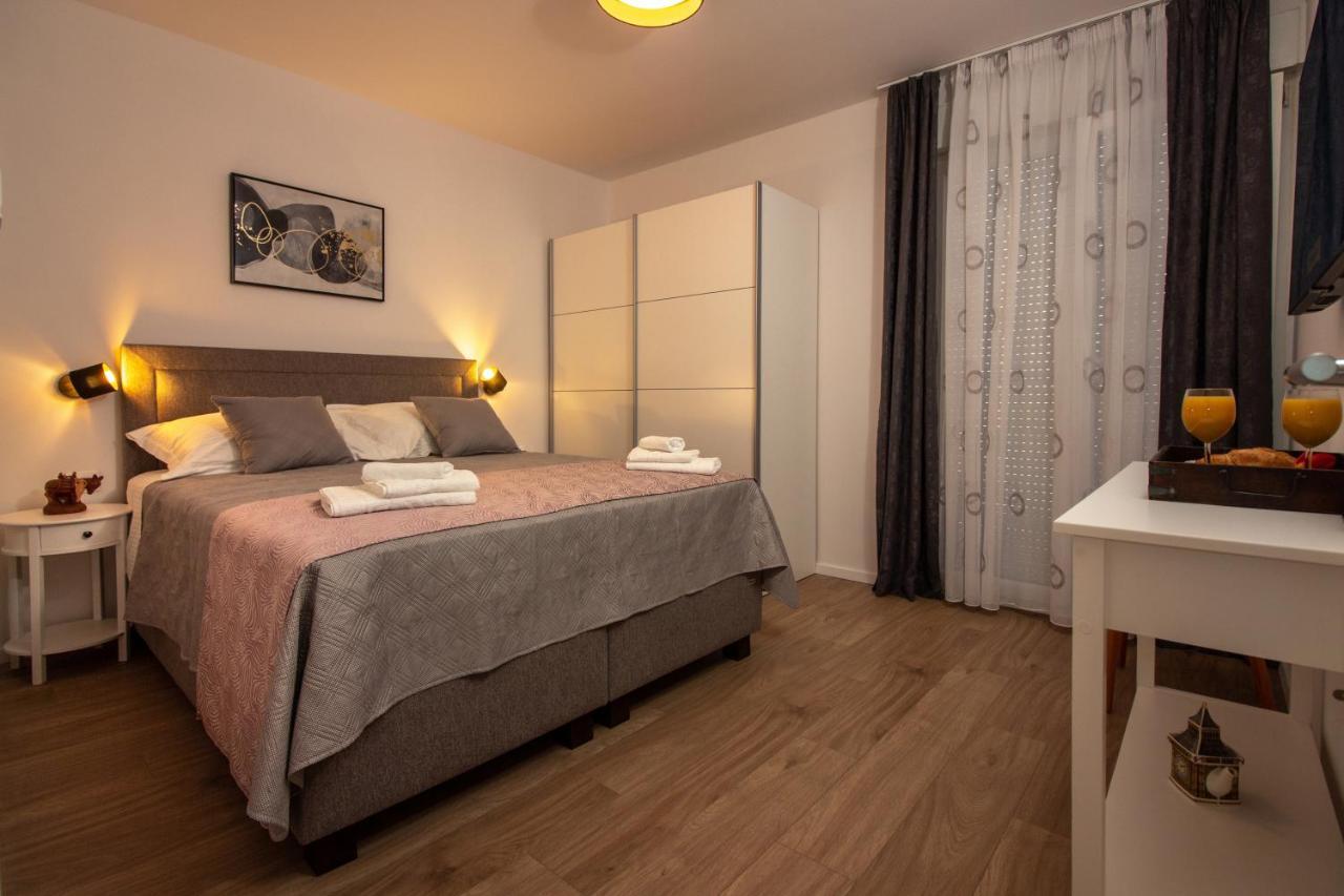 Bura2 , With Private Parking In The Garage Apartment Split Luaran gambar