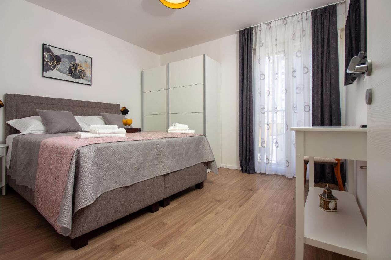 Bura2 , With Private Parking In The Garage Apartment Split Luaran gambar