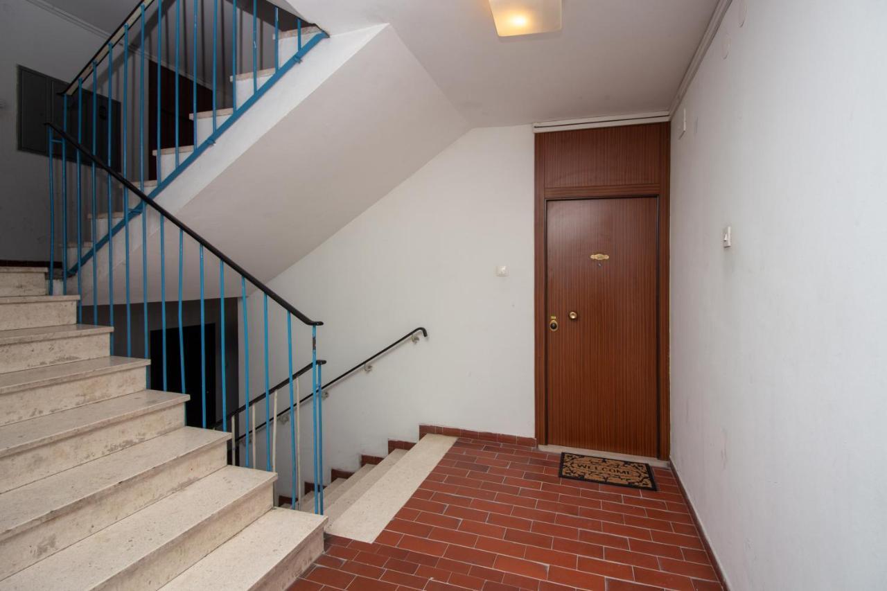 Bura2 , With Private Parking In The Garage Apartment Split Luaran gambar