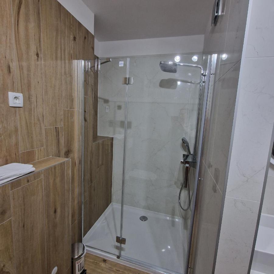 Bura2 , With Private Parking In The Garage Apartment Split Luaran gambar