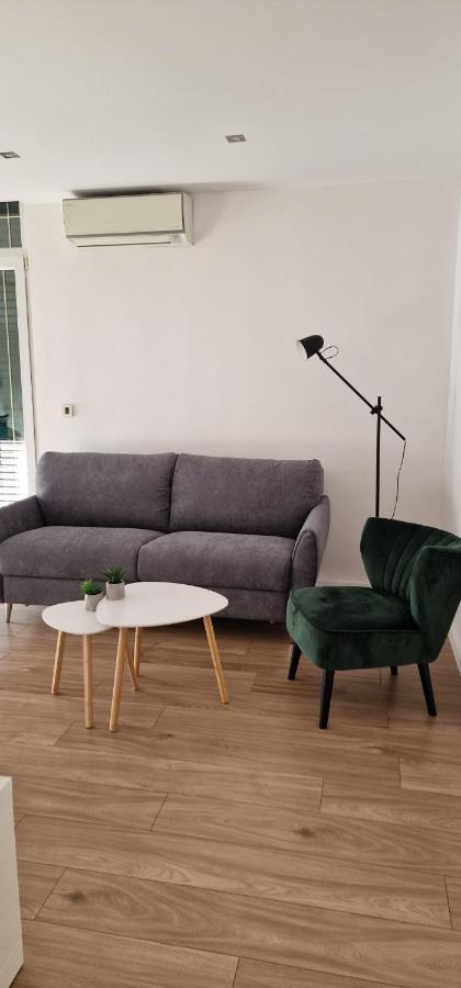 Bura2 , With Private Parking In The Garage Apartment Split Luaran gambar